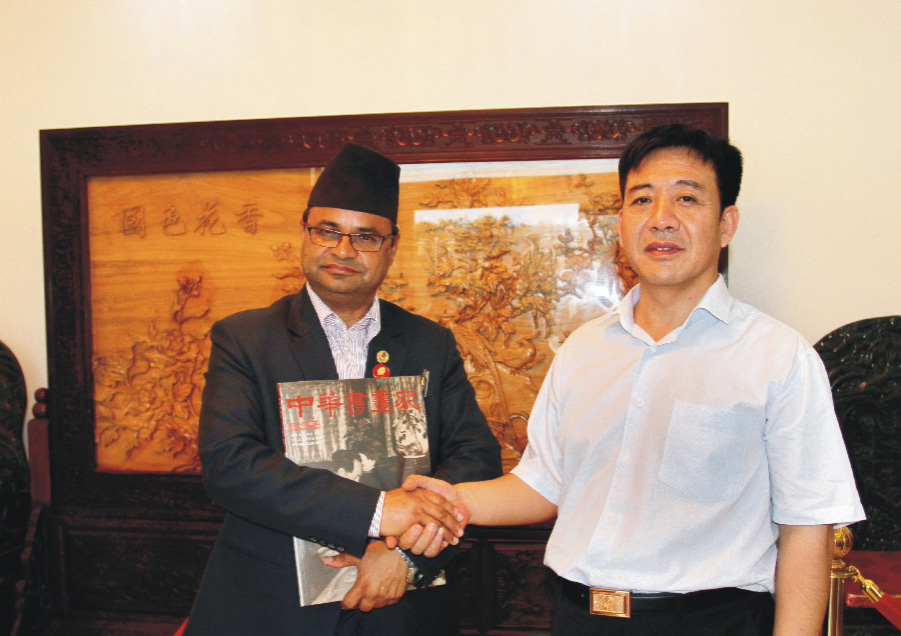华佗研究会领导接见尼泊尔民族党主席
